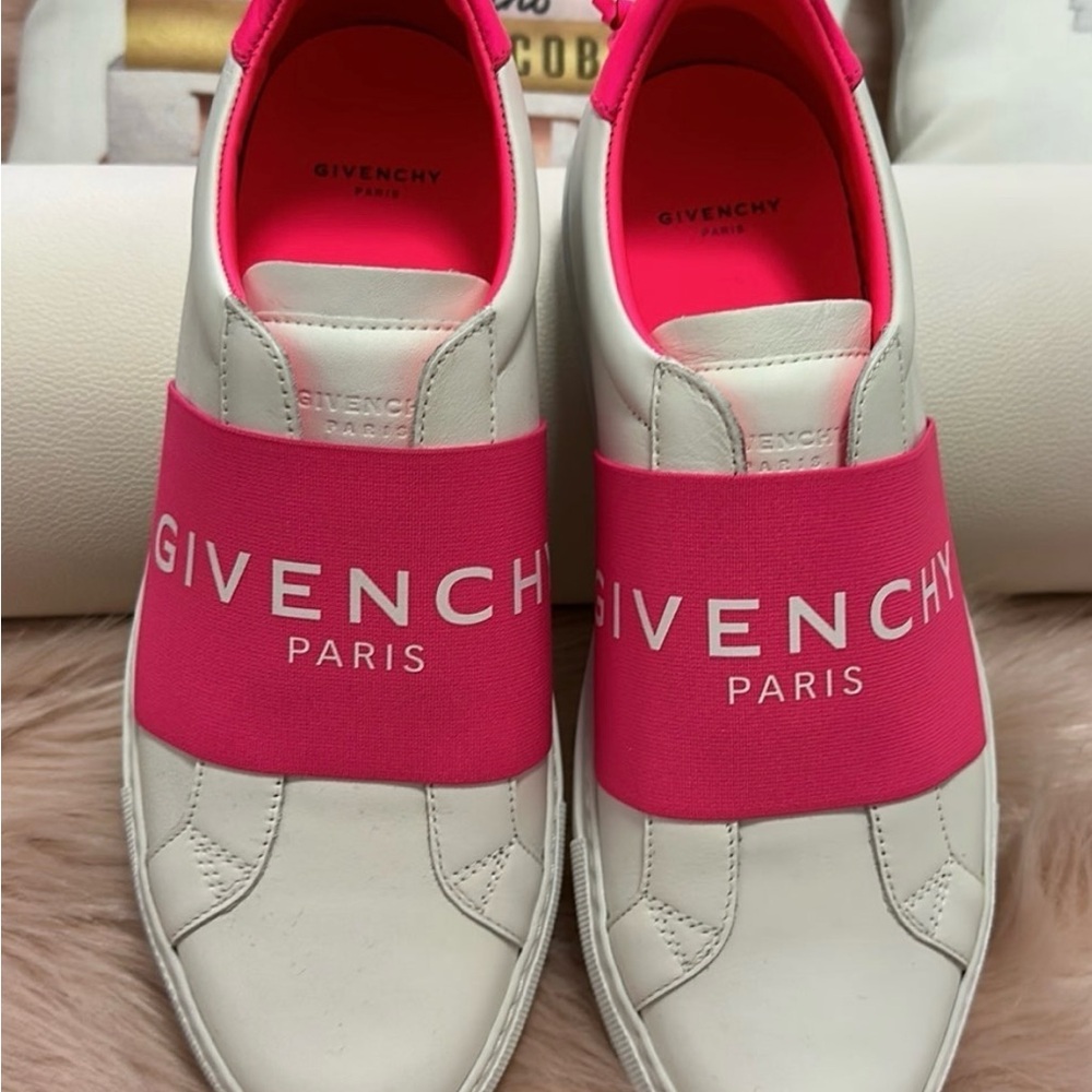 Givenchy Women's White and Pink Sneakers